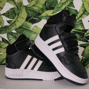 Adidas Kids Black and White High-Top Sneakers Size 8k LIKE NEW